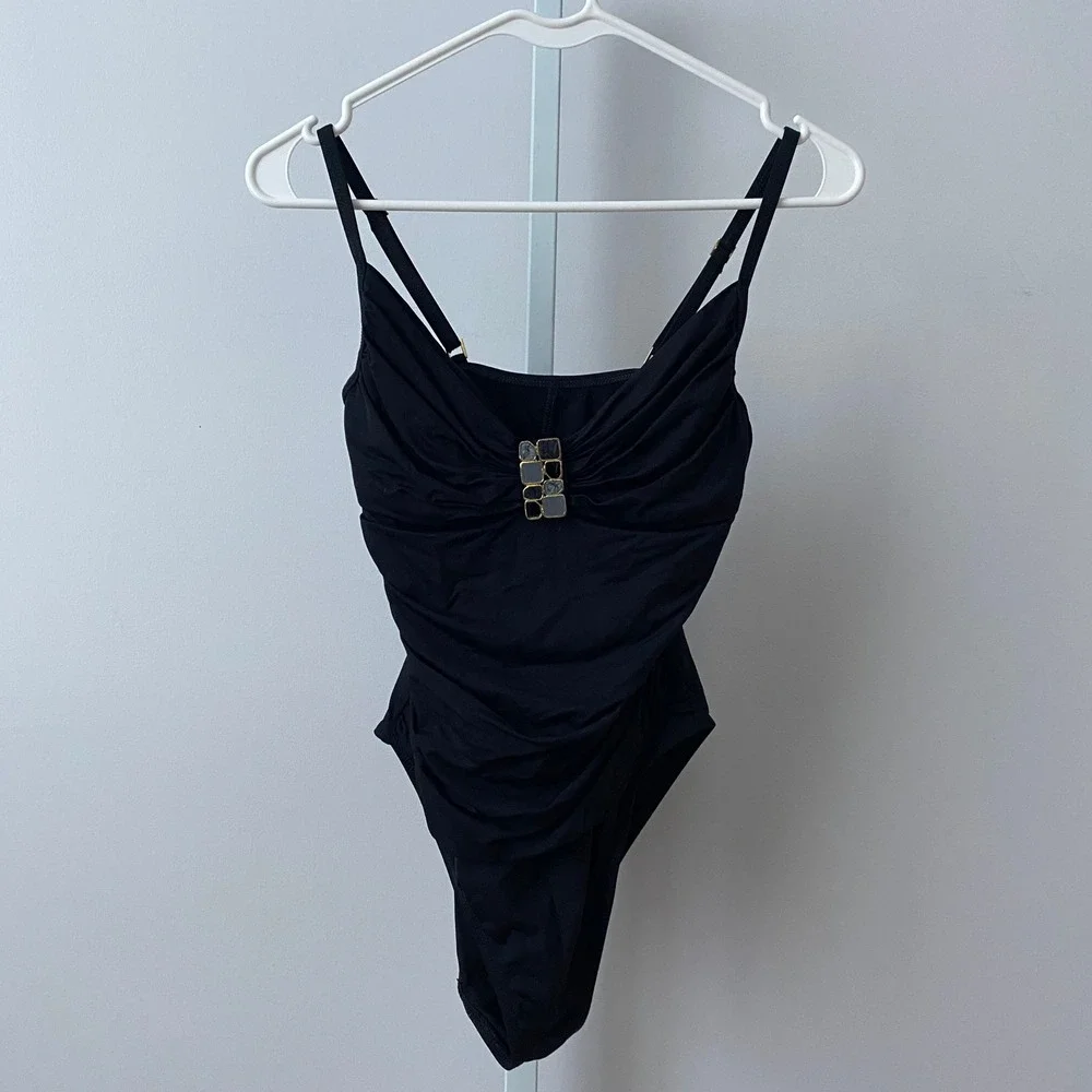 La Blanca Beachy MobWife Glam Ruched Embellished One Piece Swimsuit 6 Black